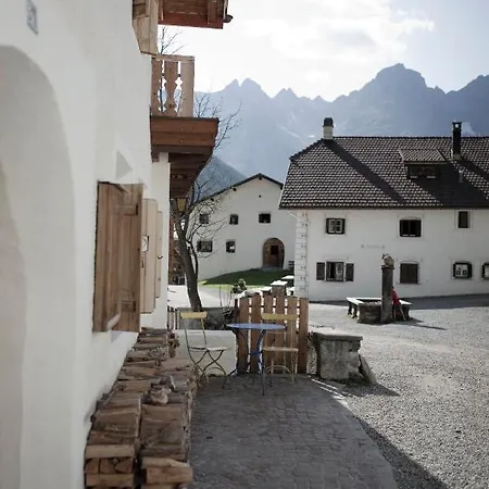 Hotell Alpengasthof Crusch Alba Ed Alvetern, S-charl