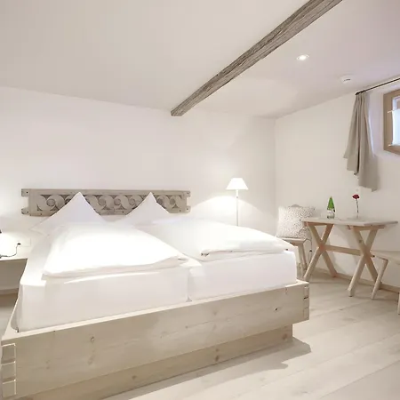 Alpengasthof Crusch Alba Ed Alvetern, S-charl * Scuol