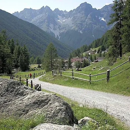 Hotel Alpengasthof Crusch Alba Ed Alvetern, S-charl