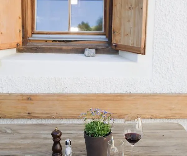 Alpengasthof Crusch Alba Ed Alvetern, S-charl Otel *