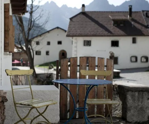 Alpengasthof Crusch Alba Ed Alvetern, S-charl Otel