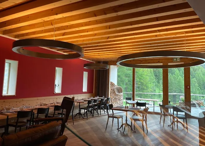 Alpengasthof Crusch Alba Ed Alvetern, S-charl