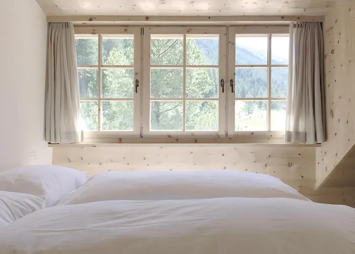 Alpengasthof Crusch Alba Ed Alvetern, S-charl Otel