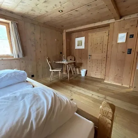 Hotel Alpengasthof Crusch Alba Ed Alvetern, S-charl *