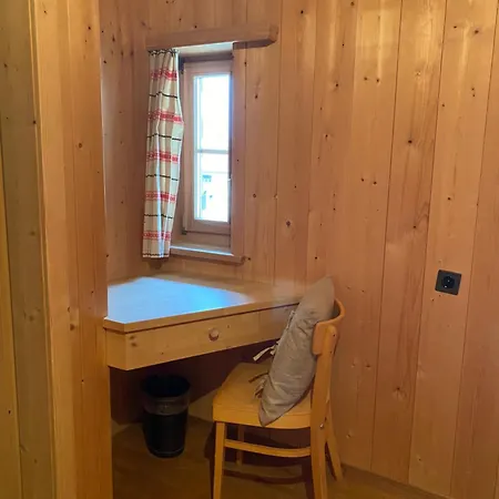 Alpengasthof Crusch Alba Ed Alvetern, S-charl *