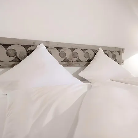 Alpengasthof Crusch Alba Ed Alvetern, S-charl *