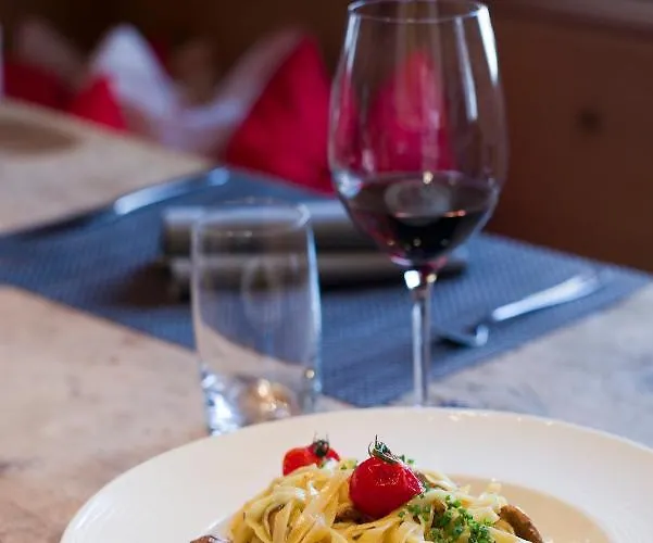 Alpengasthof Crusch Alba Ed Alvetern, S-charl Hotel Scuol